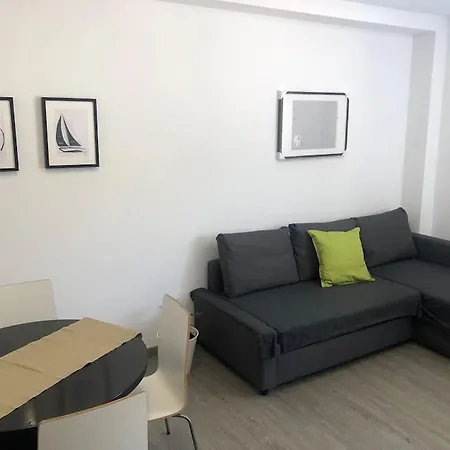 La Carihuela Apartment *